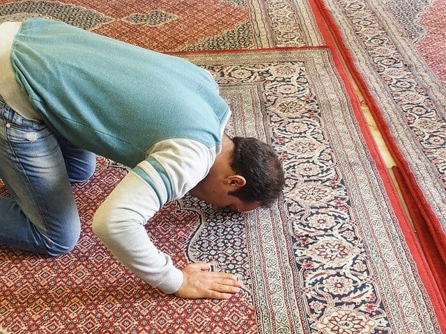 Tout savoir sur le tapis de prière musulman
